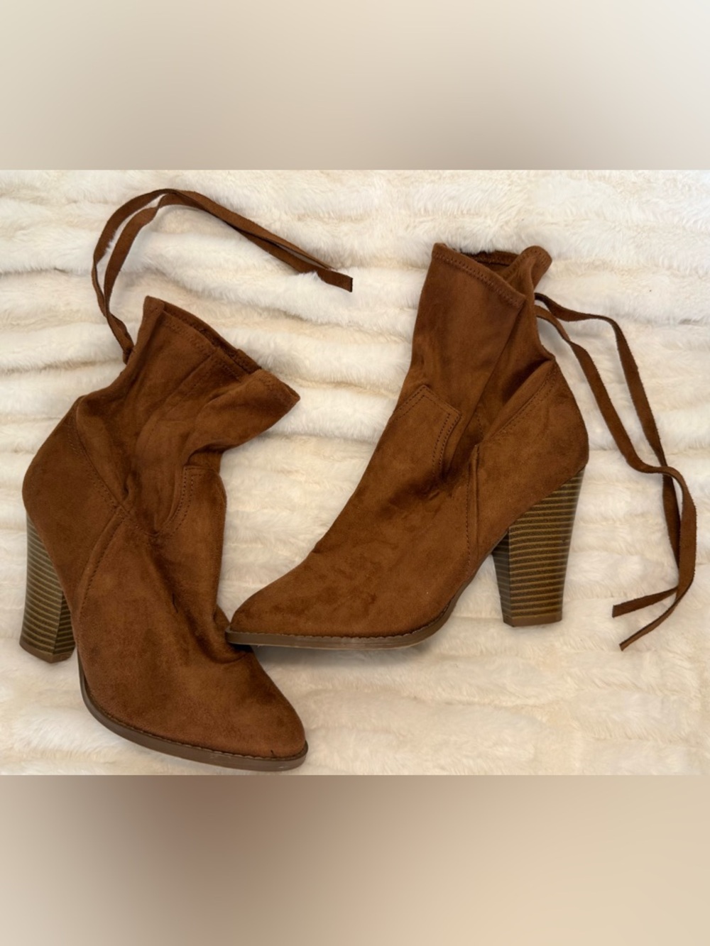 Forever 21 faux suede brown booties. Sz.9 Discontinued.